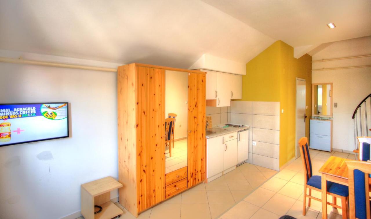 Bokun Apartments II Sisak Exterior photo